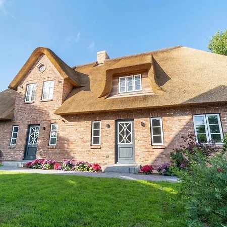 Prázdninový dům Haus Inselurlaub Hausteil 1 *