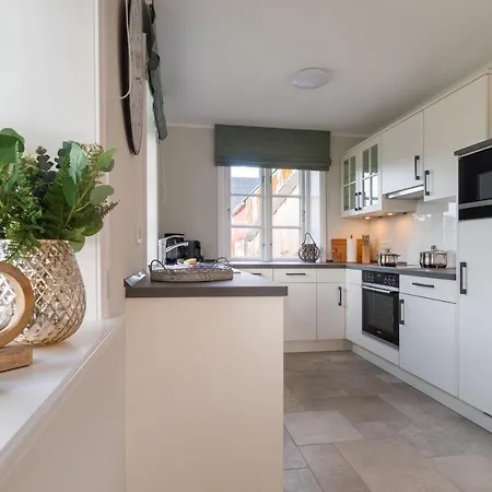 度假居 Haus Inselurlaub Hausteil 1 *