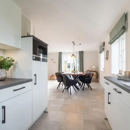 Ferienhaus Haus Inselurlaub Hausteil 1 Oevenum