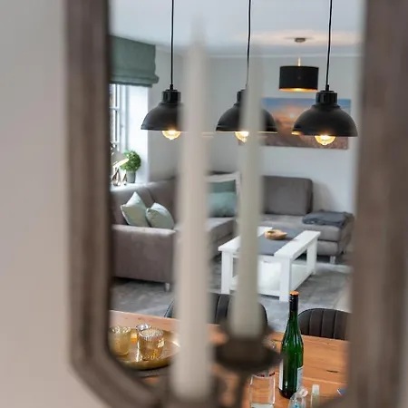 度假居 Haus Inselurlaub Hausteil 1 Oevenum